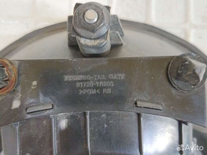 Ручка двери багажника хб Solaris 1 2011