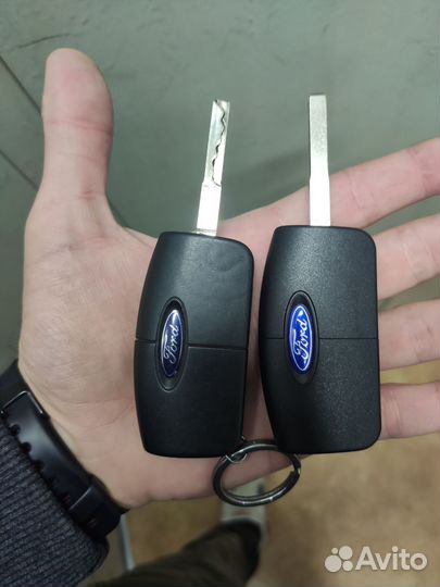 Выкидной ключ Форд Фокус 2 (с привязкой )