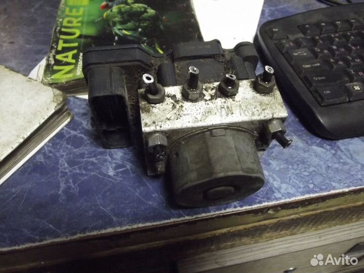 Блок ABS Volkswagen Polo 6R0907379AQ