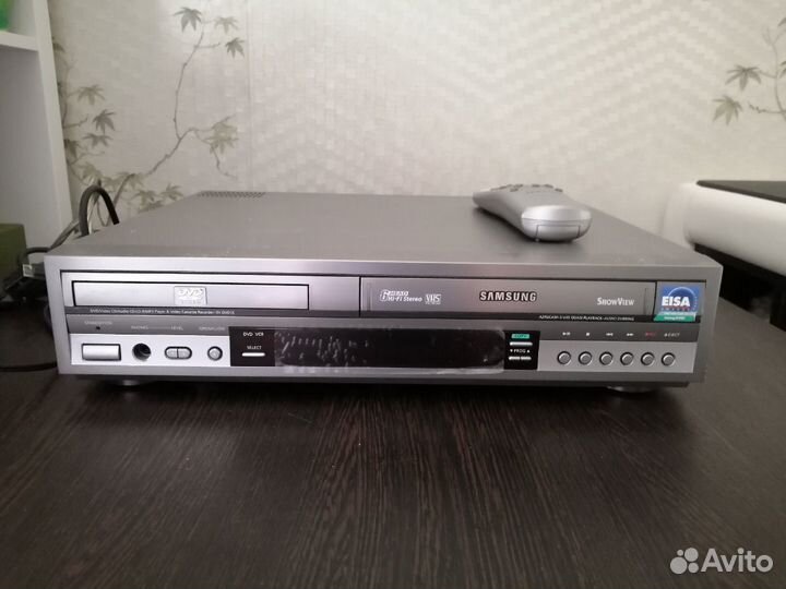 Видеомагнитофон