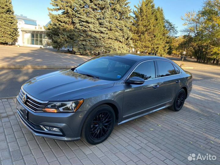 Volkswagen Passat 1.8 AMT, 2015, битый, 93 000 км