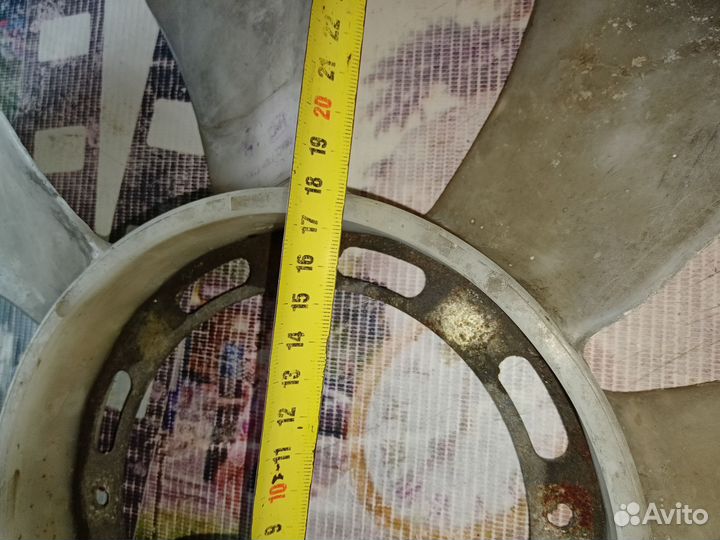 Вентилятор охлаждения радиатора