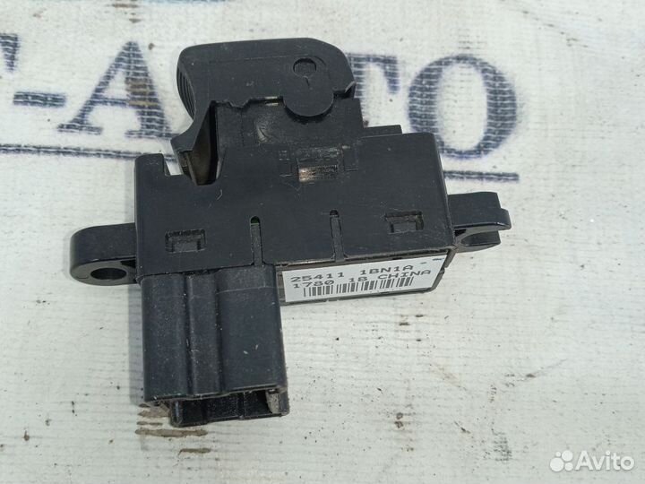 Кнопка стеклоподъемника Infiniti EX35 I (2007—2013)