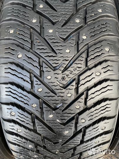 Nokian Tyres Hakkapeliitta 8 SUV 235/55 R17