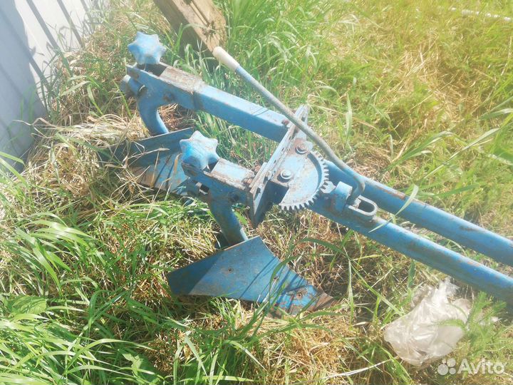 Плуг к мотоблоку
