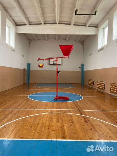 Тренажер для нападающего удара в Волейболе