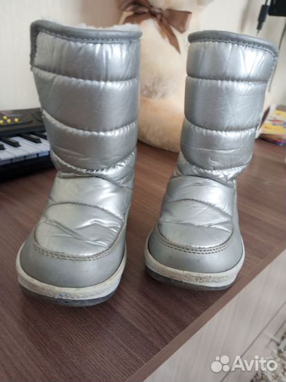 Детские ботинки