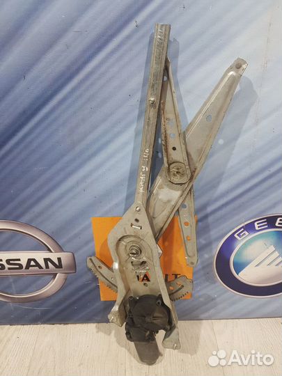 Стеклоподъемник перед Renault kangoo 2 Прав