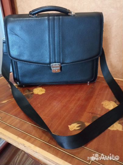 Портфель мужской