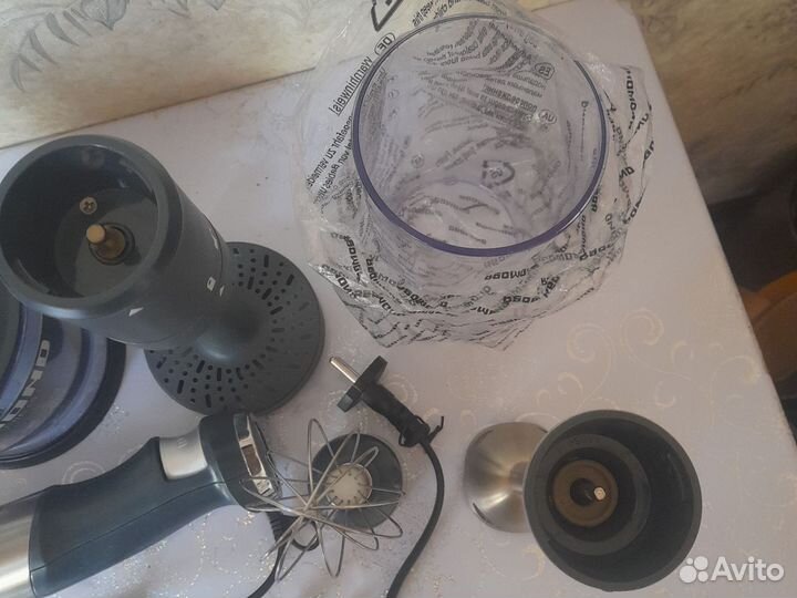 Блендер Redmond