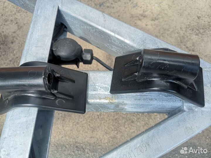 Новые упоры для гидроцикла от прицепа мзса