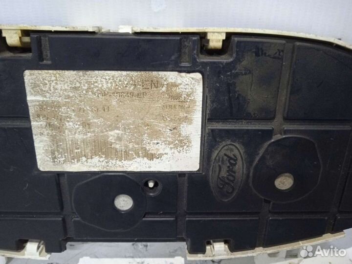 Щиток приборов Ford Fiesta 6