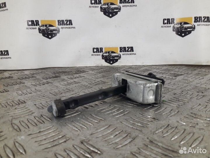 Ограничитель двери передней правой R