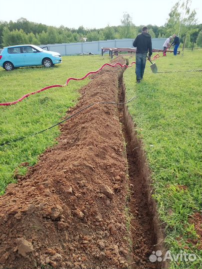 Копка траншей вручную
