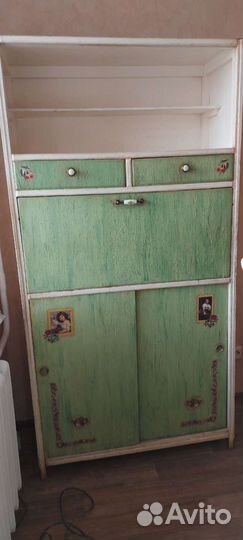 Старинный ретро буфет, сервант СССР