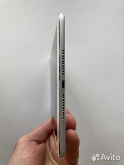 iPad mini 4 128gb Wi-Fi