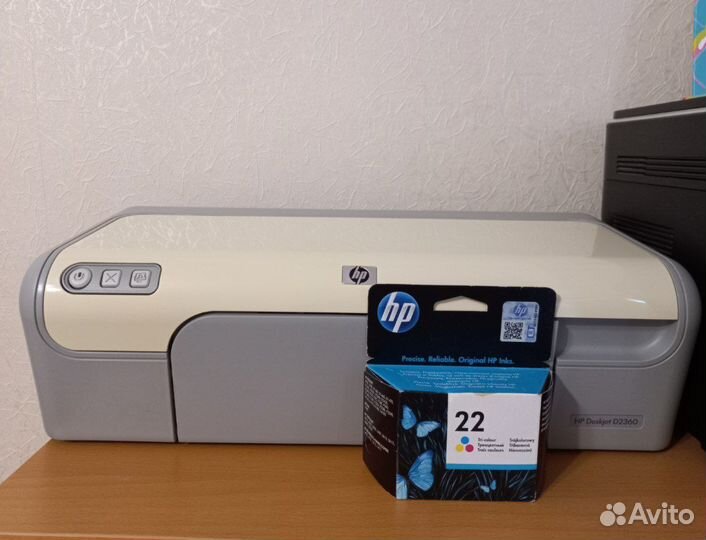 Принтер HP DeskJet D2360 + новый картридж