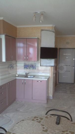 2-к. квартира, 48 м², 4/10 эт.