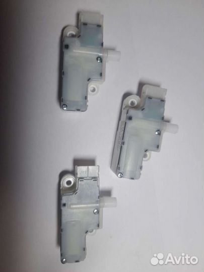 Выключатель блокировки двери Samsung оригинал