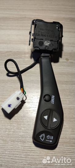 Переключатель подрулевой стеклоочистителей