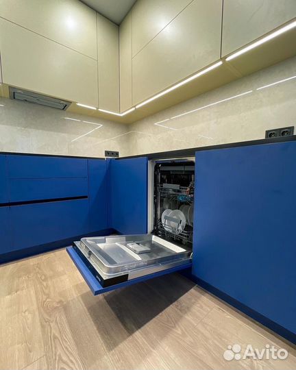 Кухня угловая на заказ от производителя M97D31