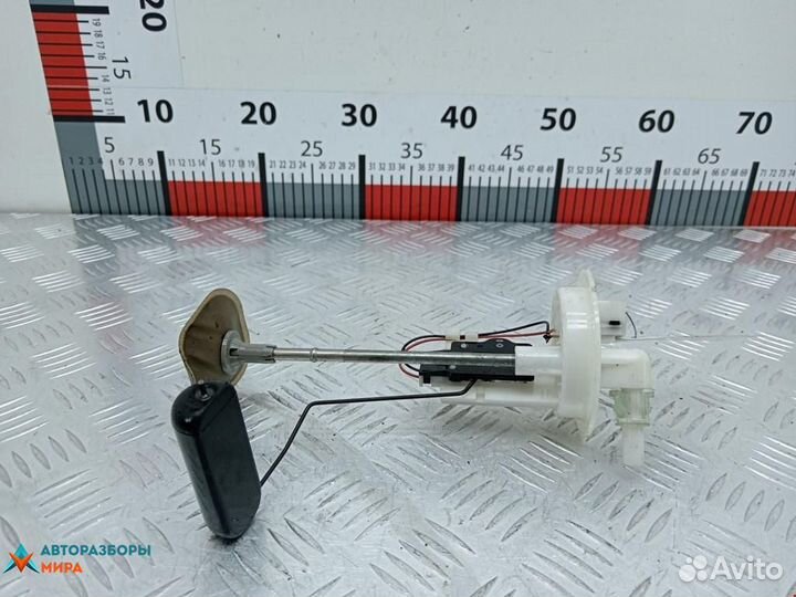 Датчик уровня топлива Subaru Impreza