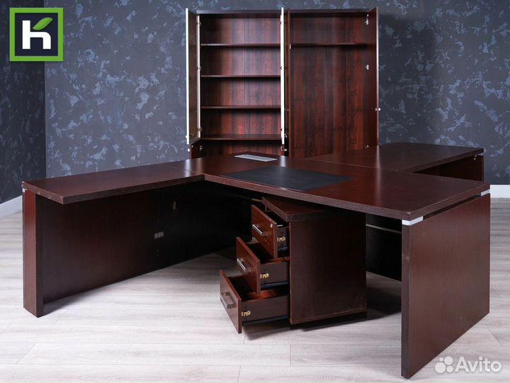 Кабинет руководителя бу. Феликс Атташе - М