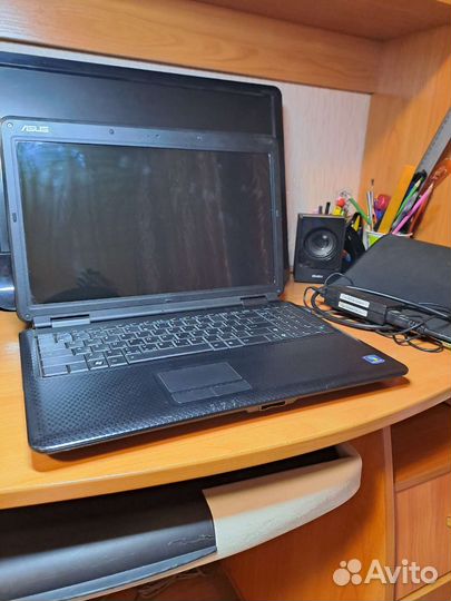 Ноутбук asus