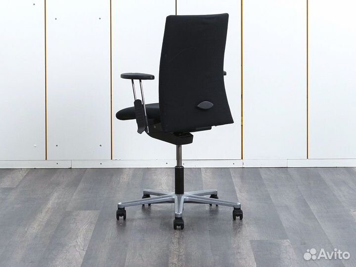 Офисное кресло для персонала Haworth Comforto Hawo