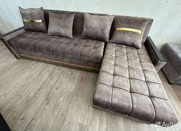 Угловой диван раскладной в наличии не б/у