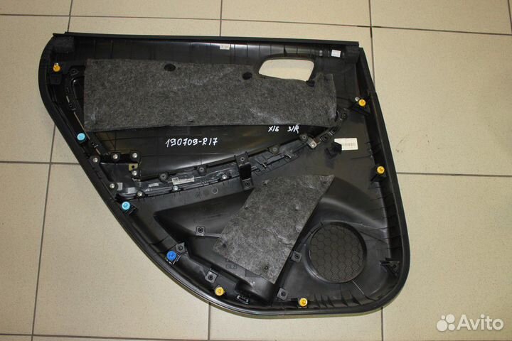 Обшивка двери задней правой Solaris 2010-2017