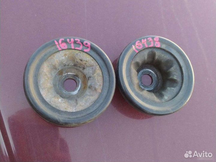 Упорная шайба Volkswagen Passat B3