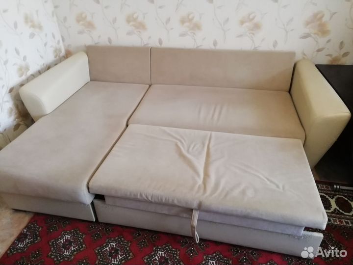 Продам угловой диван