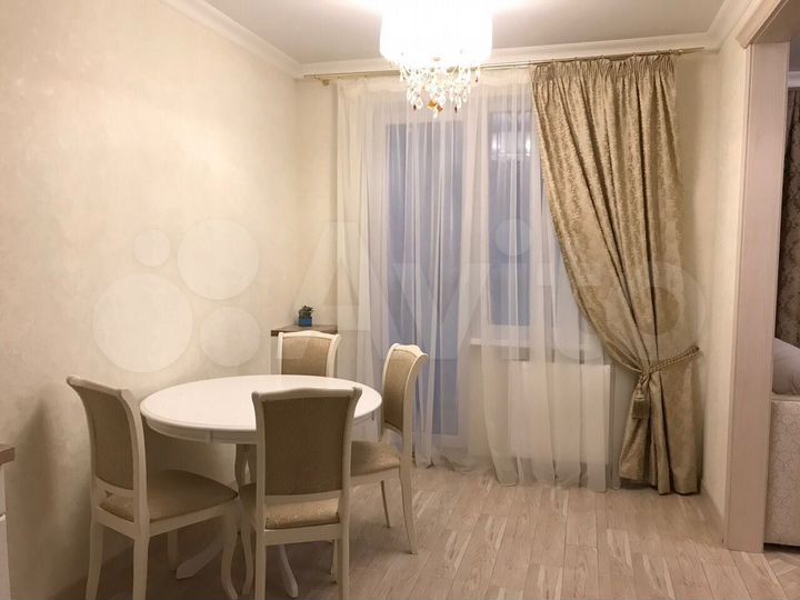 2-к. квартира, 60 м², 1/3 эт.