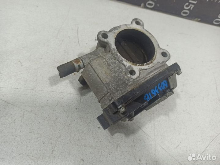 Дроссельная заслонка