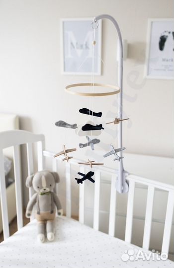 Мобиль на кроватку из фетра