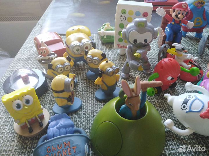 Игрушки из макдональдса/маккоины