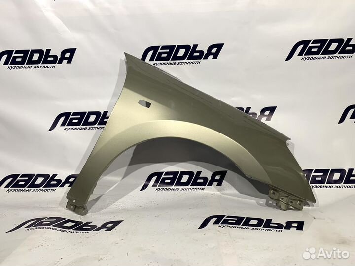 Фара Nissan Almera G15 (13) правая