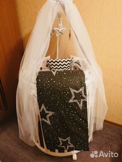 Кровать с балдахином