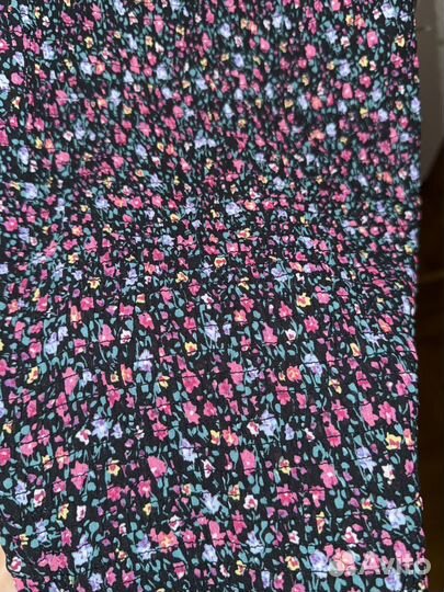 Платье мини в мелкий цветочек