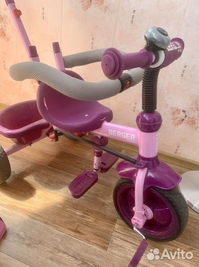 Детский велосипед с родительской ручкой