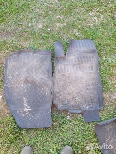 Автомобильные коврики на Шевроле Авео т300