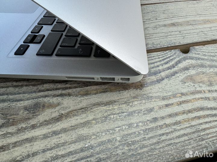 Apple MacBook Air 13 2015 core i5/8/128