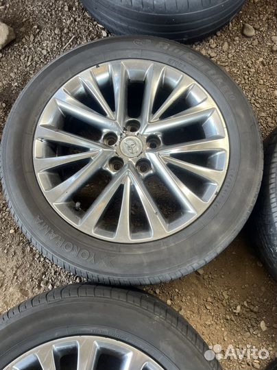 На камри р17 215/55