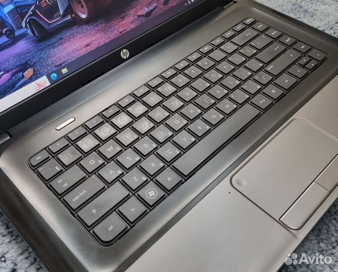 Ноутбук HP для дома и работы /320HDD/новый акб