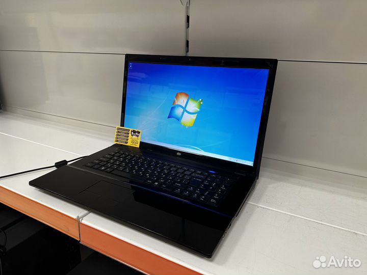 Ноутбук DNS W271BUQ