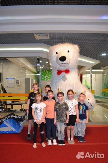 Поздравление от белого мишки