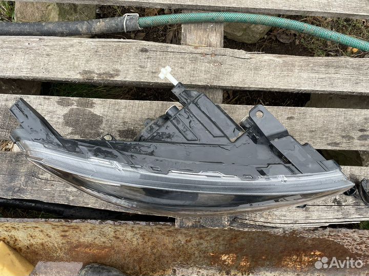 Права фара Лада гранта FL