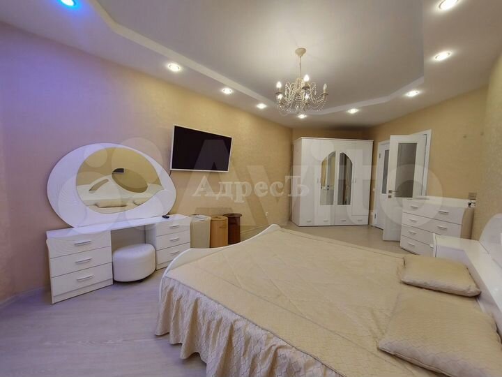 1-к. квартира, 53 м², 17/25 эт.