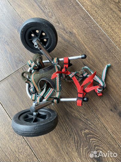 Инвалидная коляска для животных маленькая